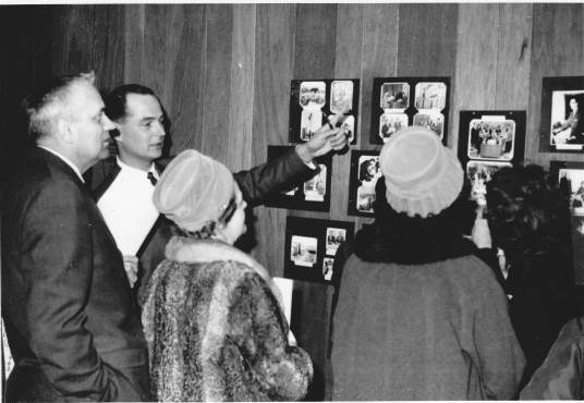 1964